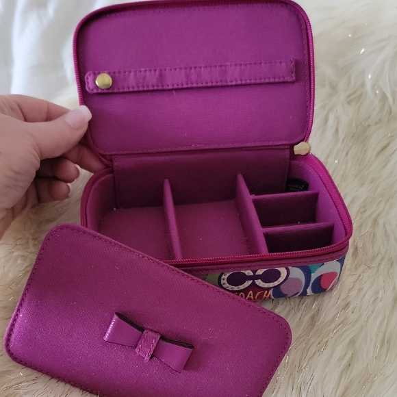 Coach Poppy Graffiti Travel Jeweley Accessory Case - Picture 10 of 12